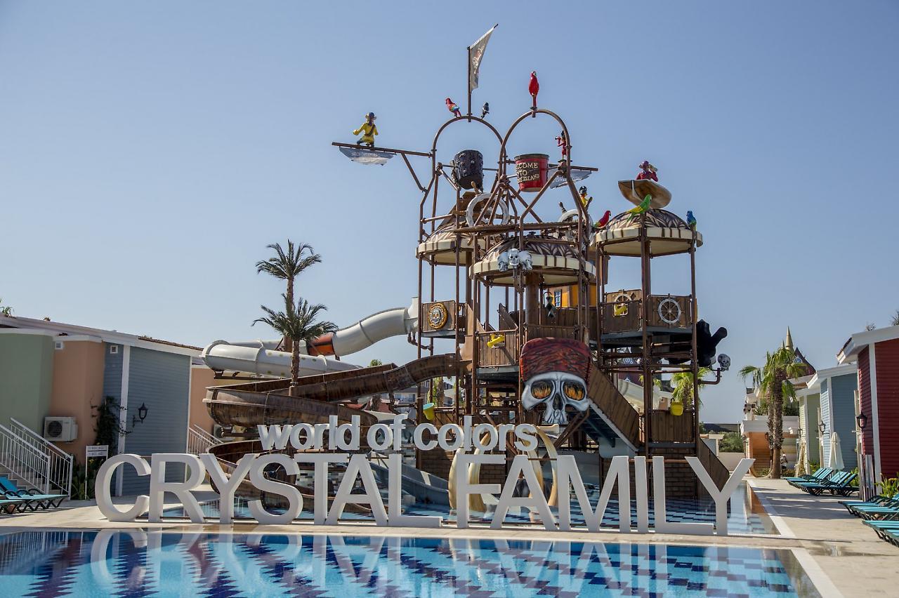 Crystal Club World Of Colours 호텔 보가즈켄트 외부 사진